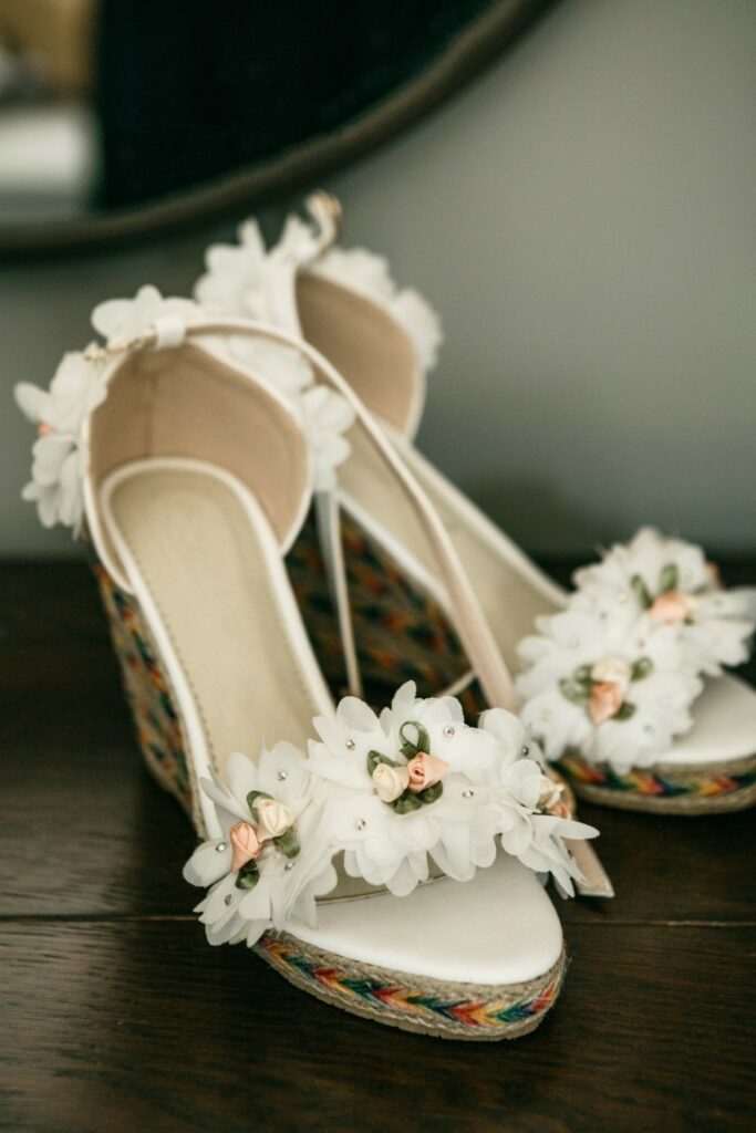 chaussure de mariée sandales compensées